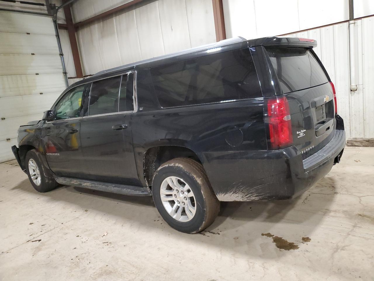2017 CHEVROLET SUBURBAN K - Фото 2