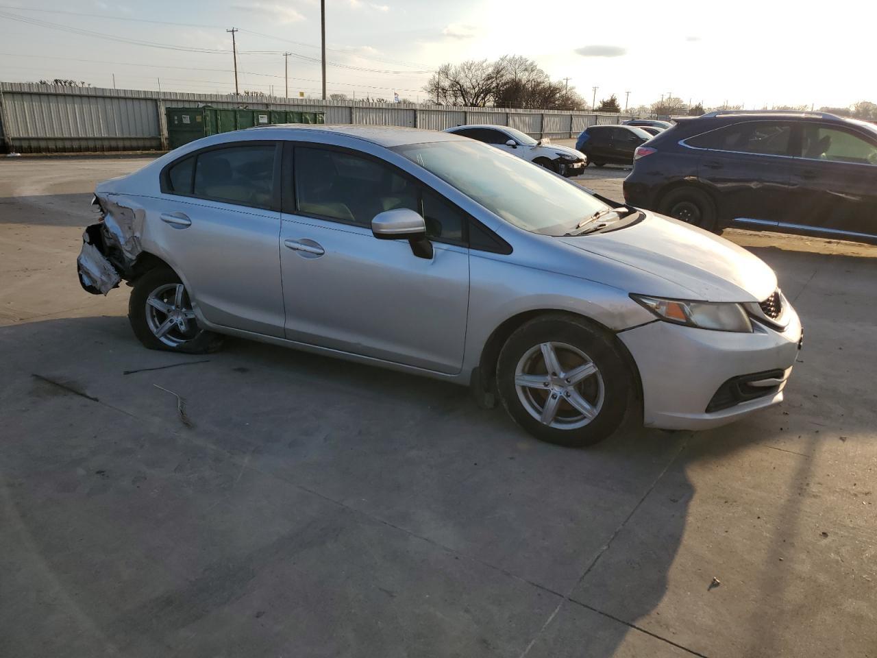 2014 HONDA CIVIC LX - Image 4