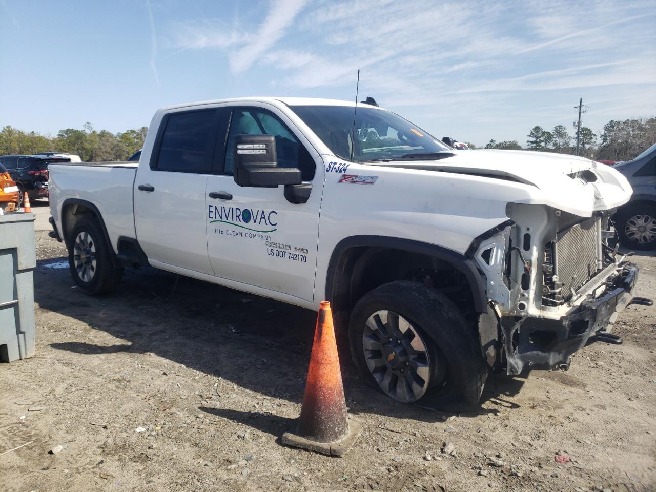 2024 CHEVROLET SILVERADO - Image 4