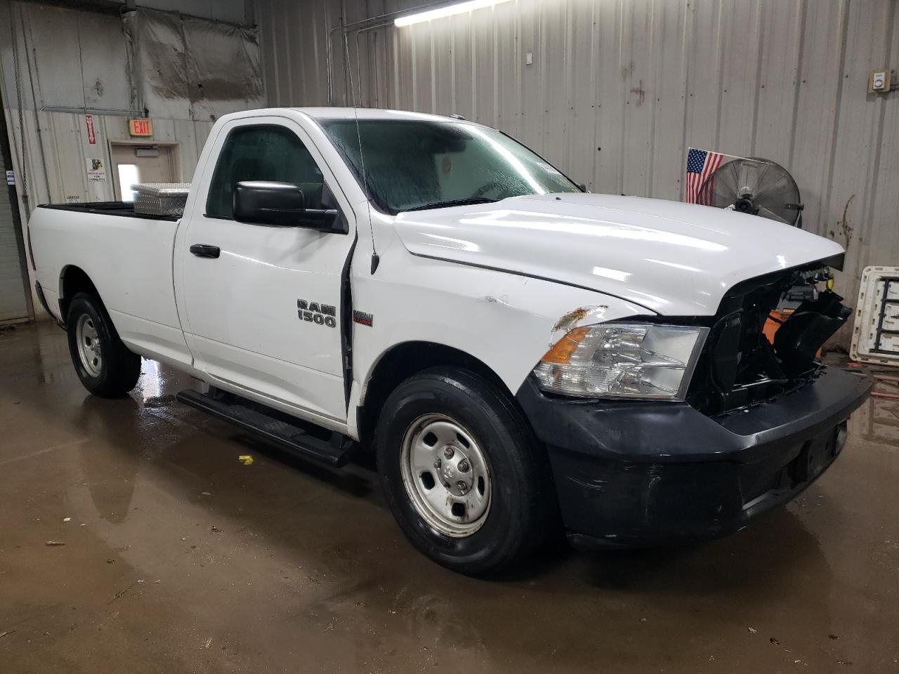2014 RAM 1500 ST - Image 4