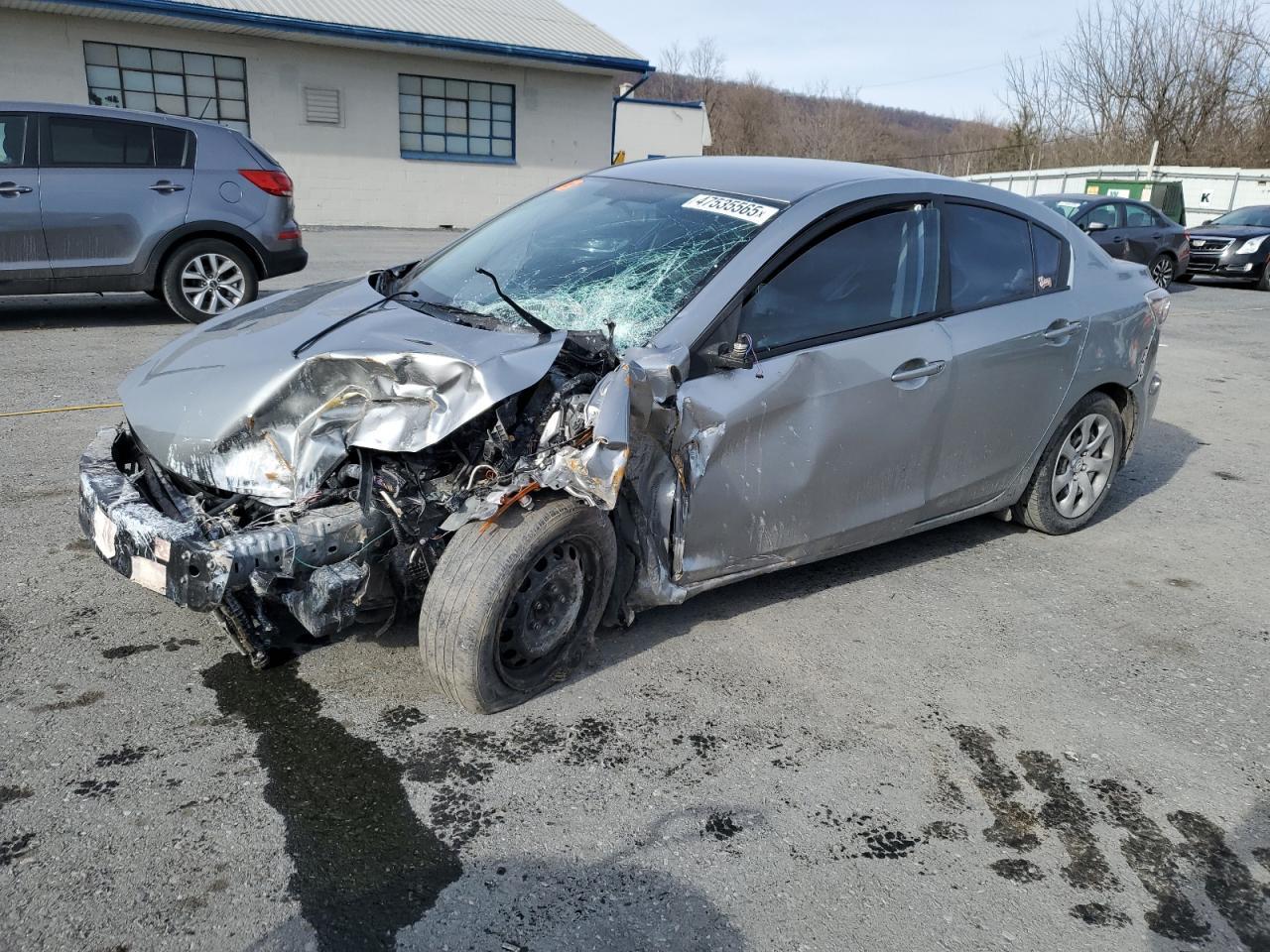2013 MAZDA 3 I
