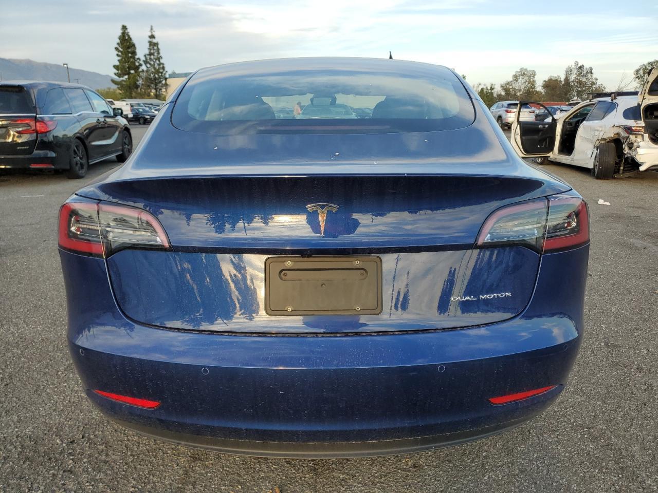 2022 TESLA MODEL 3 - Image 6