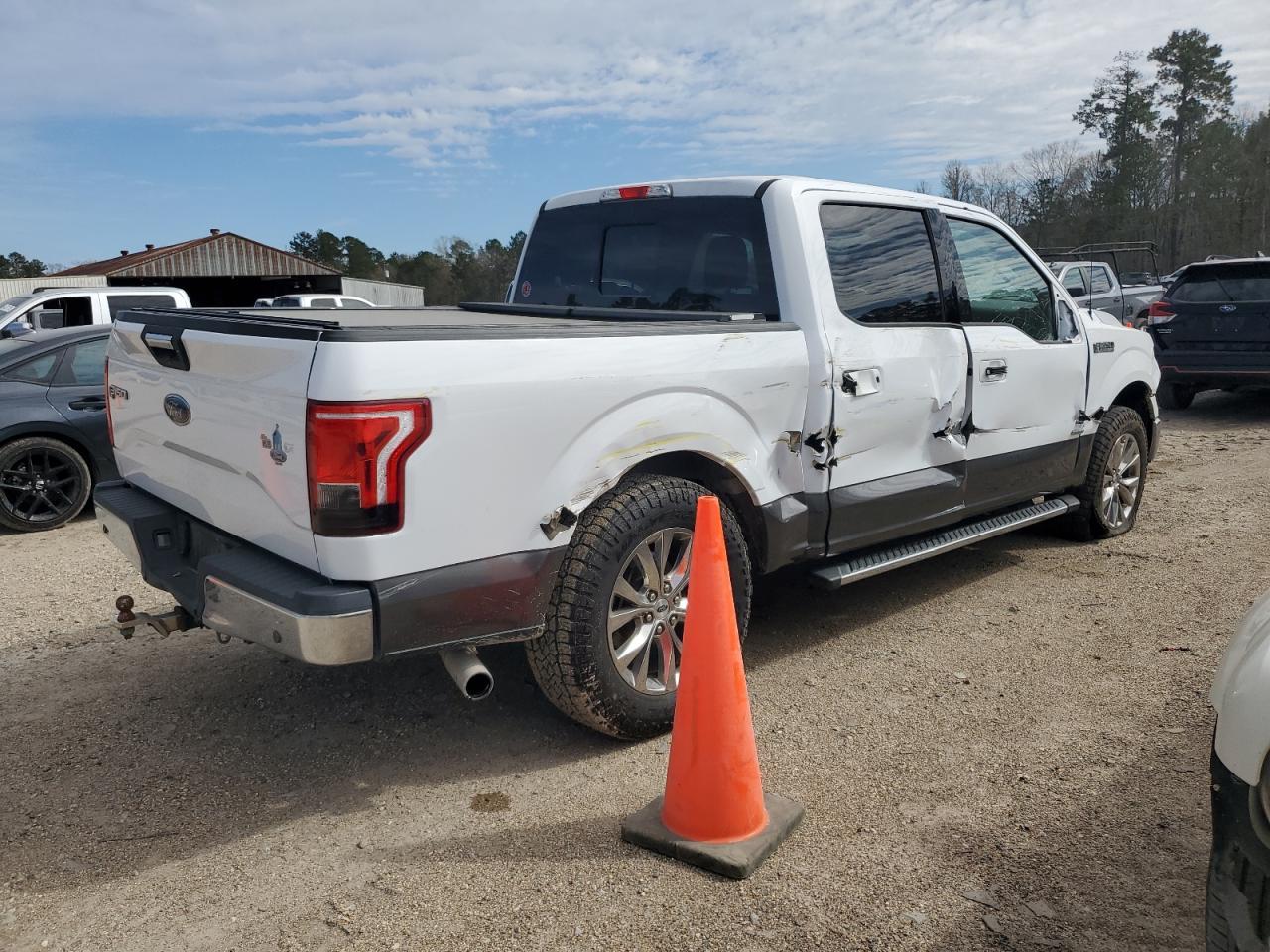 2016 FORD F150 SUPER - Фото 3