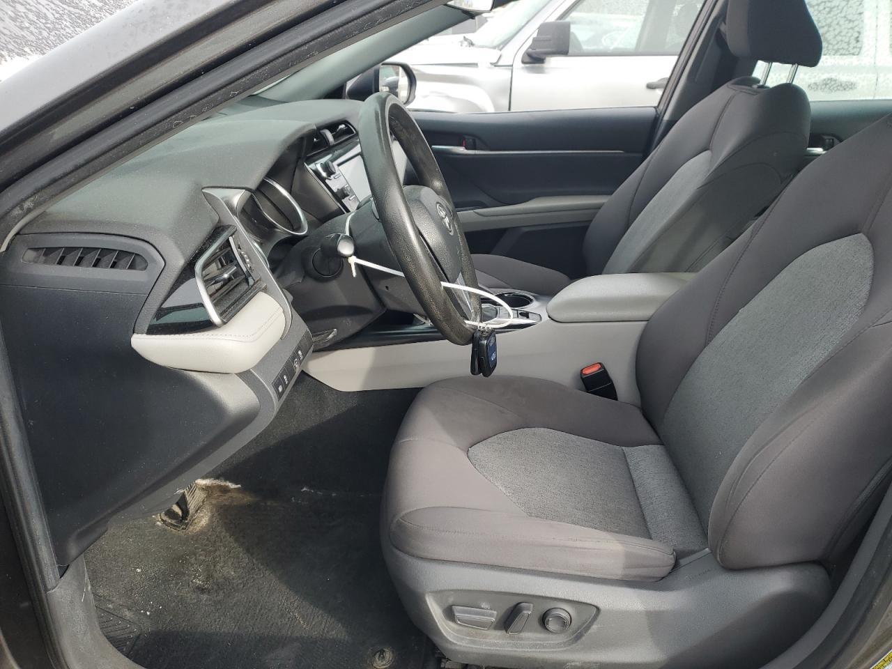 2020 TOYOTA CAMRY LE - Image 7