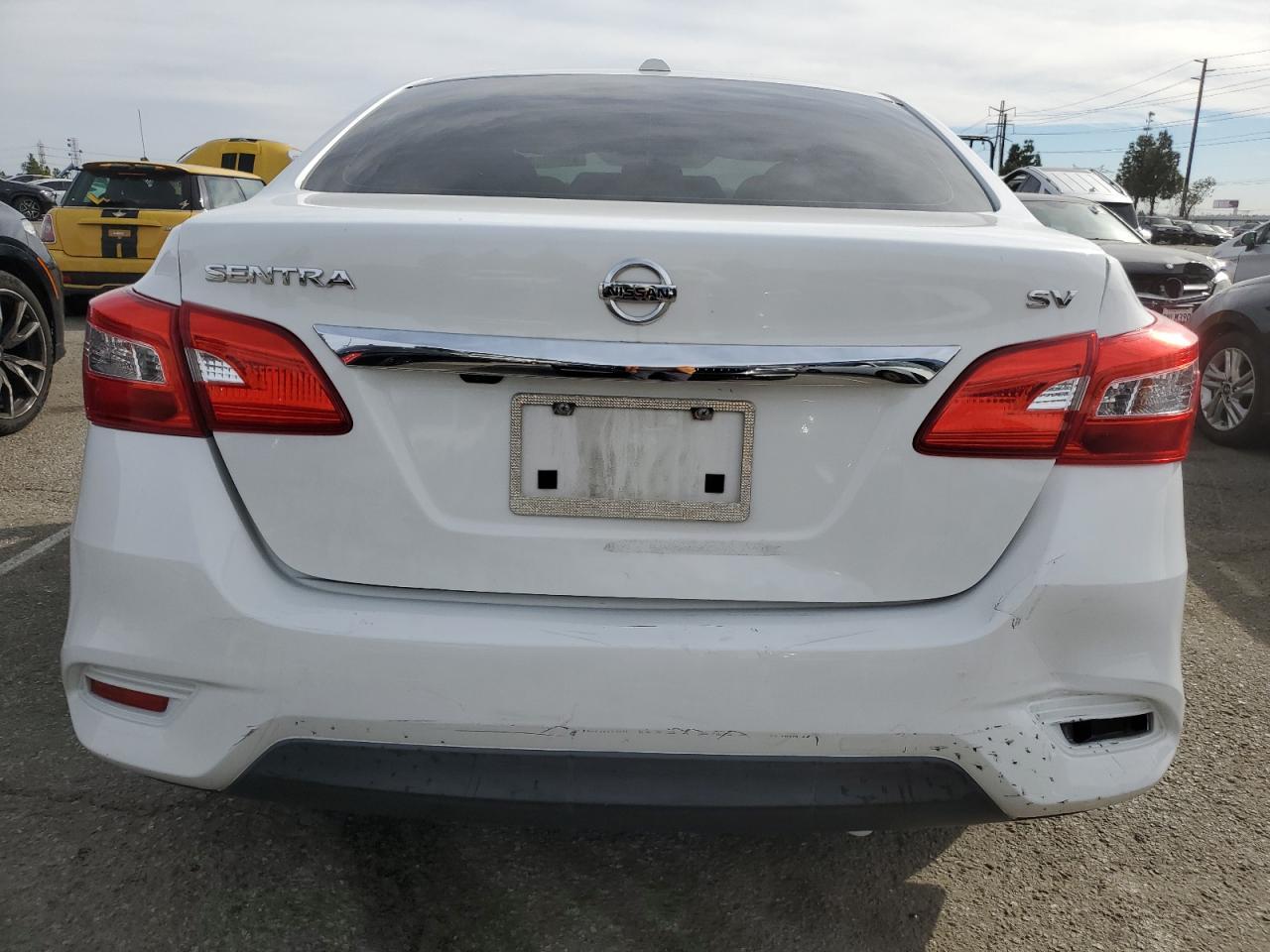 2017 NISSAN SENTRA S - Фото 6