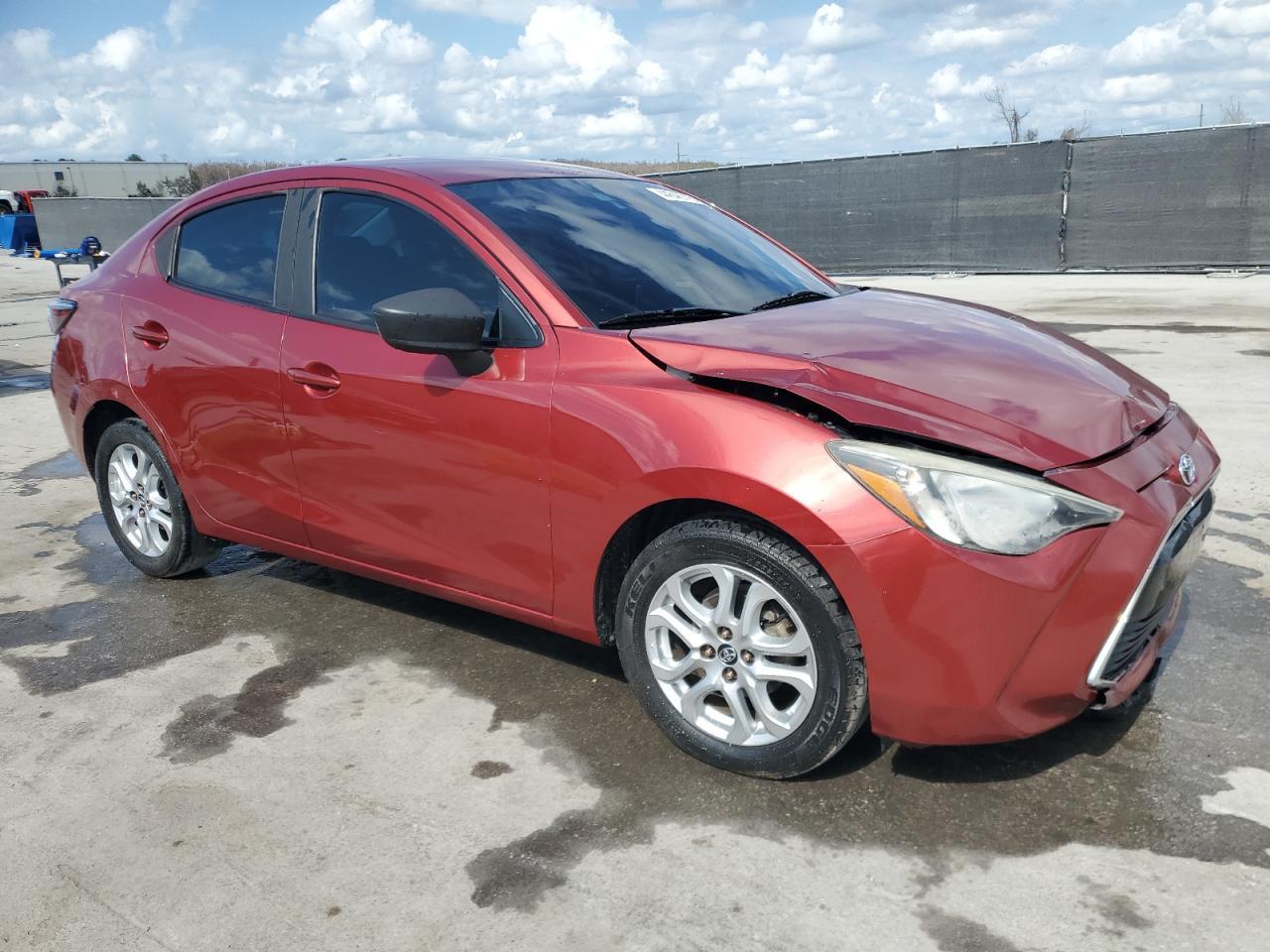 2017 TOYOTA YARIS IA - Фото 4