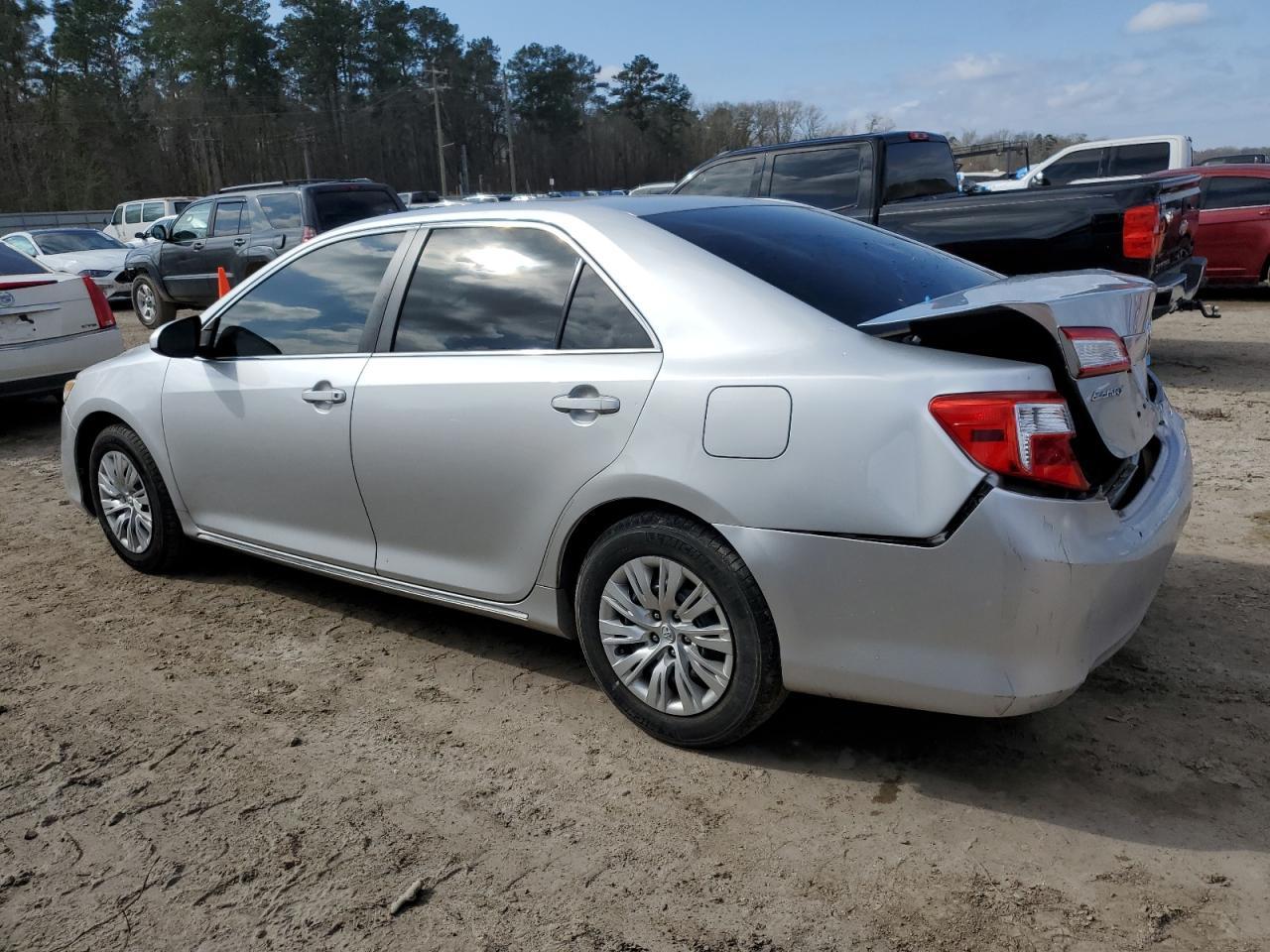 2013 TOYOTA CAMRY L - Image 2