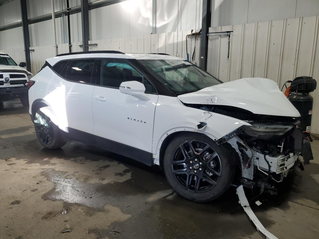 2022 CHEVROLET BLAZER 3LT - Image 4