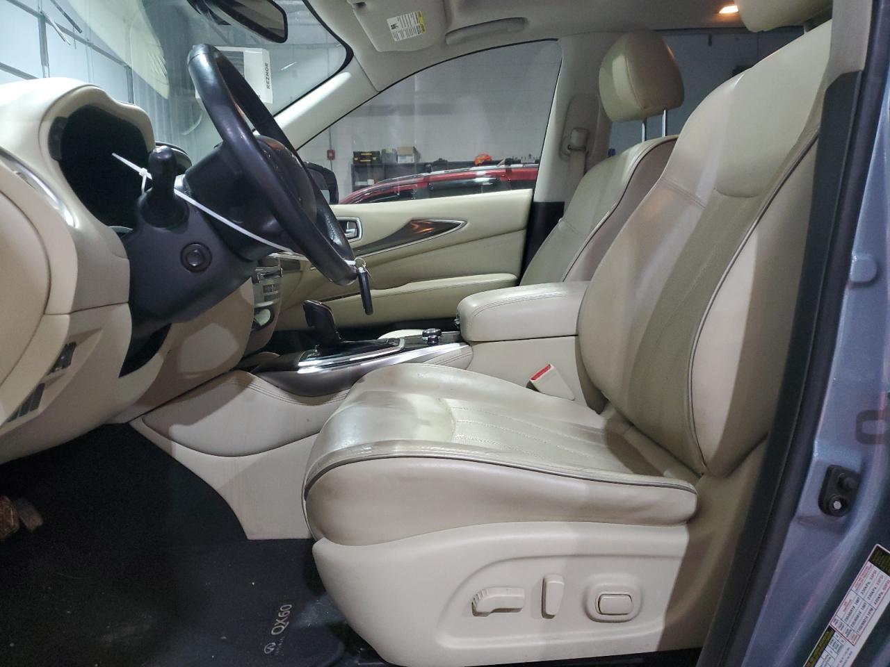 2017 INFINITI QX60 - Image 7