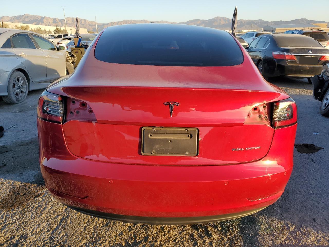 2021 TESLA MODEL 3 - Фото 6
