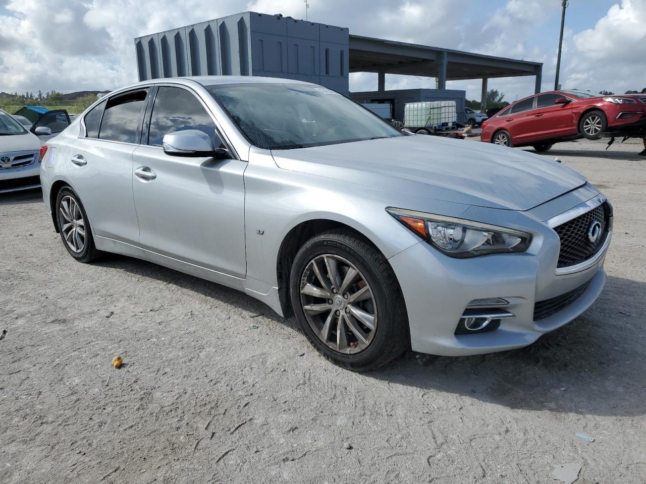 2015 INFINITI Q50 BASE - Фото 4
