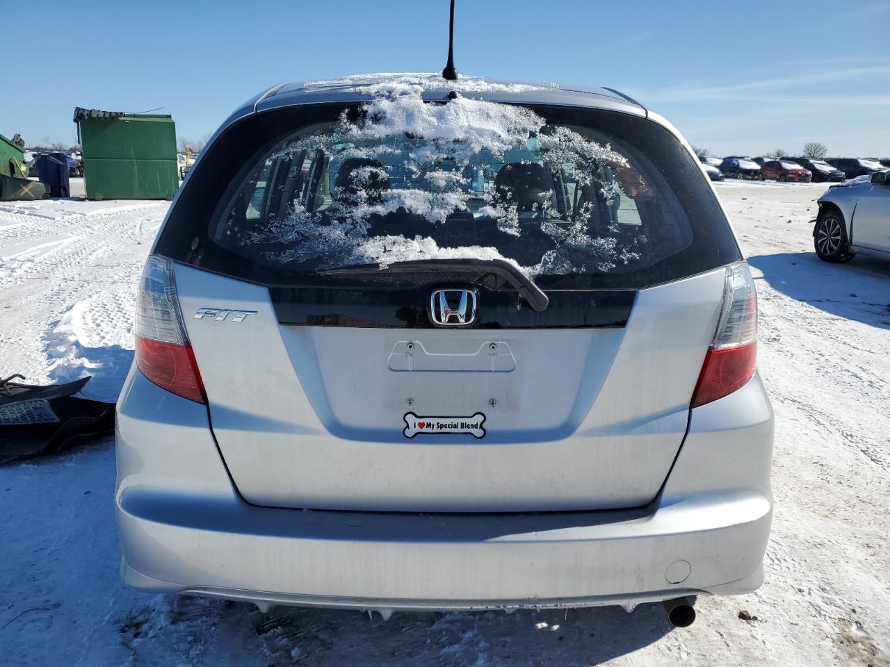 2011 HONDA FIT - Image 6