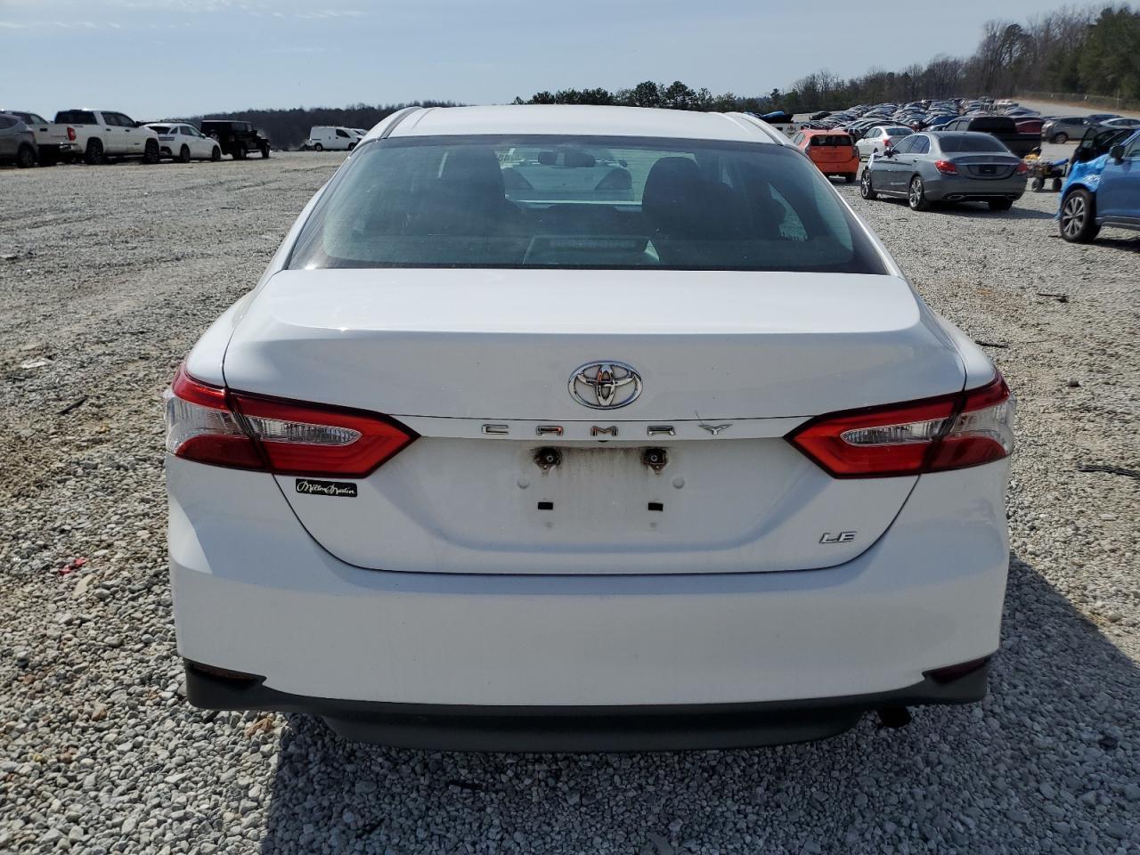 2018 TOYOTA CAMRY L - Image 6