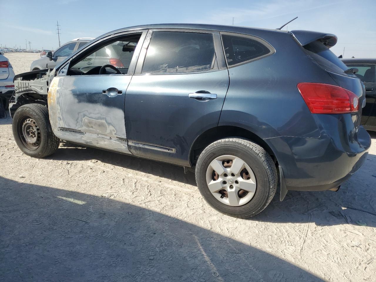 2013 NISSAN ROGUE S - Фото 2