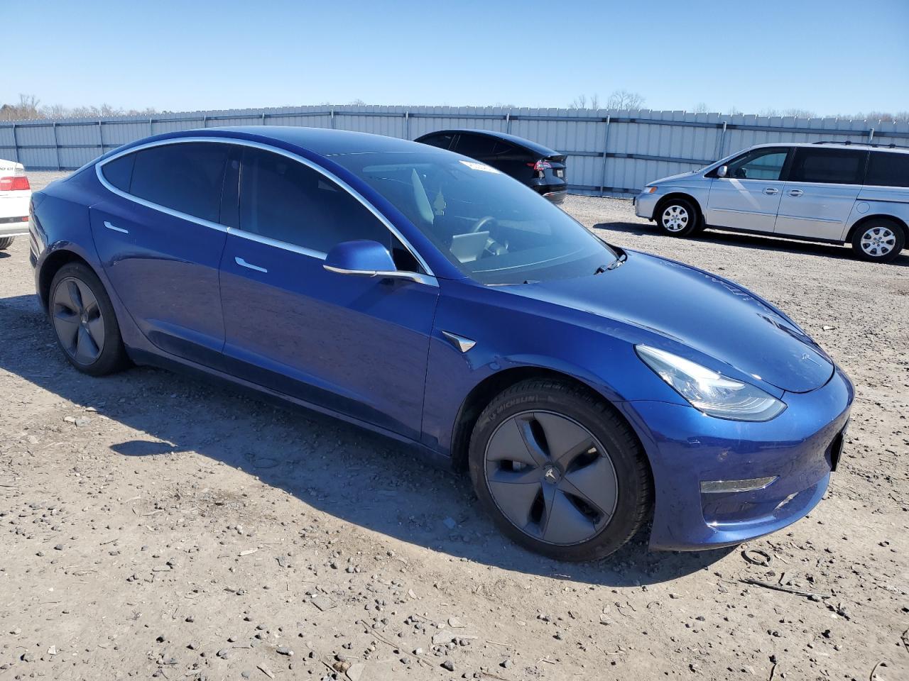 2019 TESLA MODEL 3 - Image 4