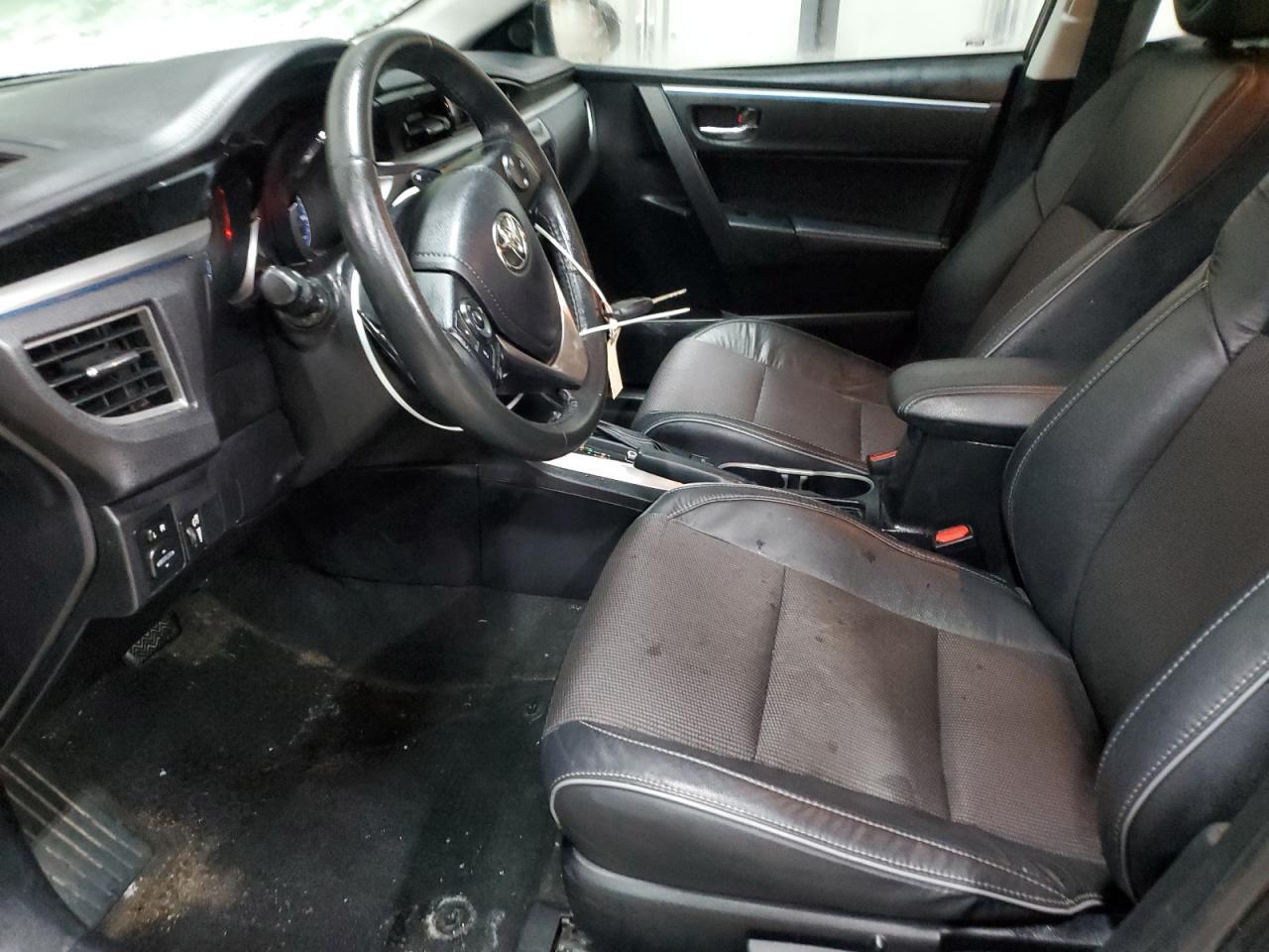 2015 TOYOTA COROLLA L - Фото 7