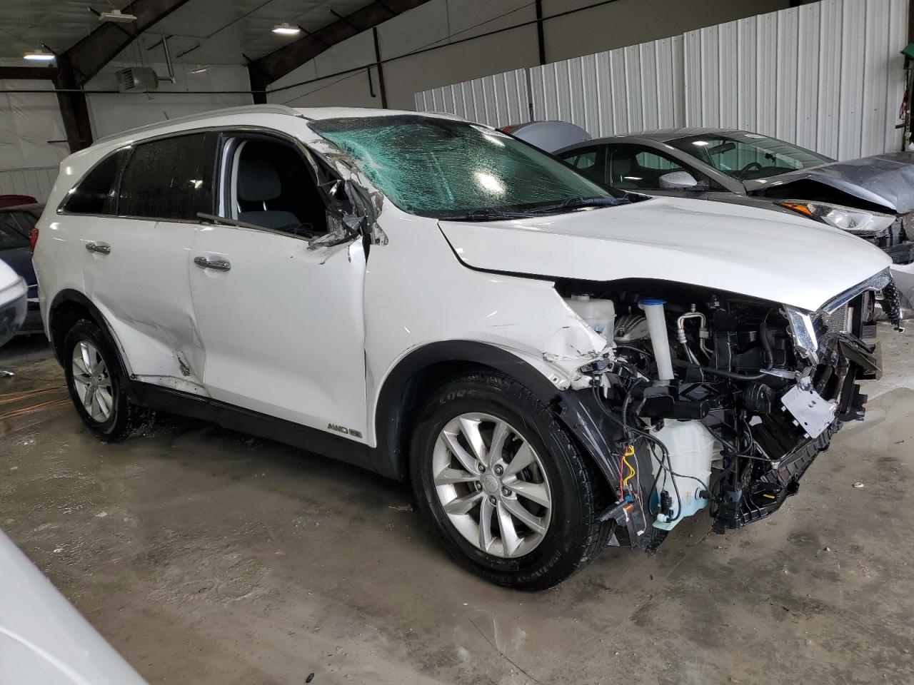 2016 KIA SORENTO LX - Image 4