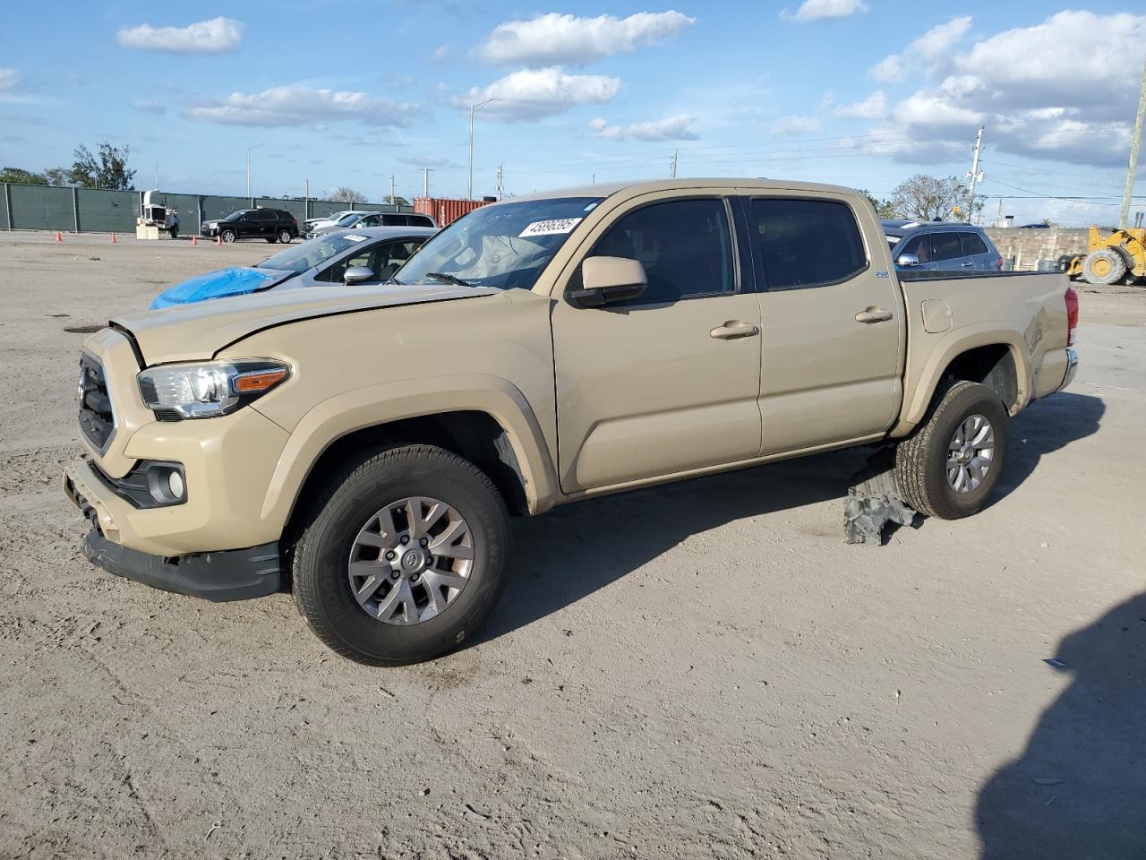 2017 TOYOTA TACOMA DOU