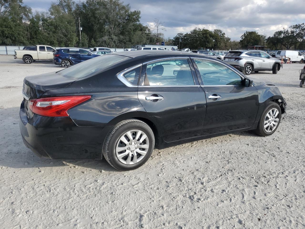 2016 NISSAN ALTIMA 2.5 - Фото 3