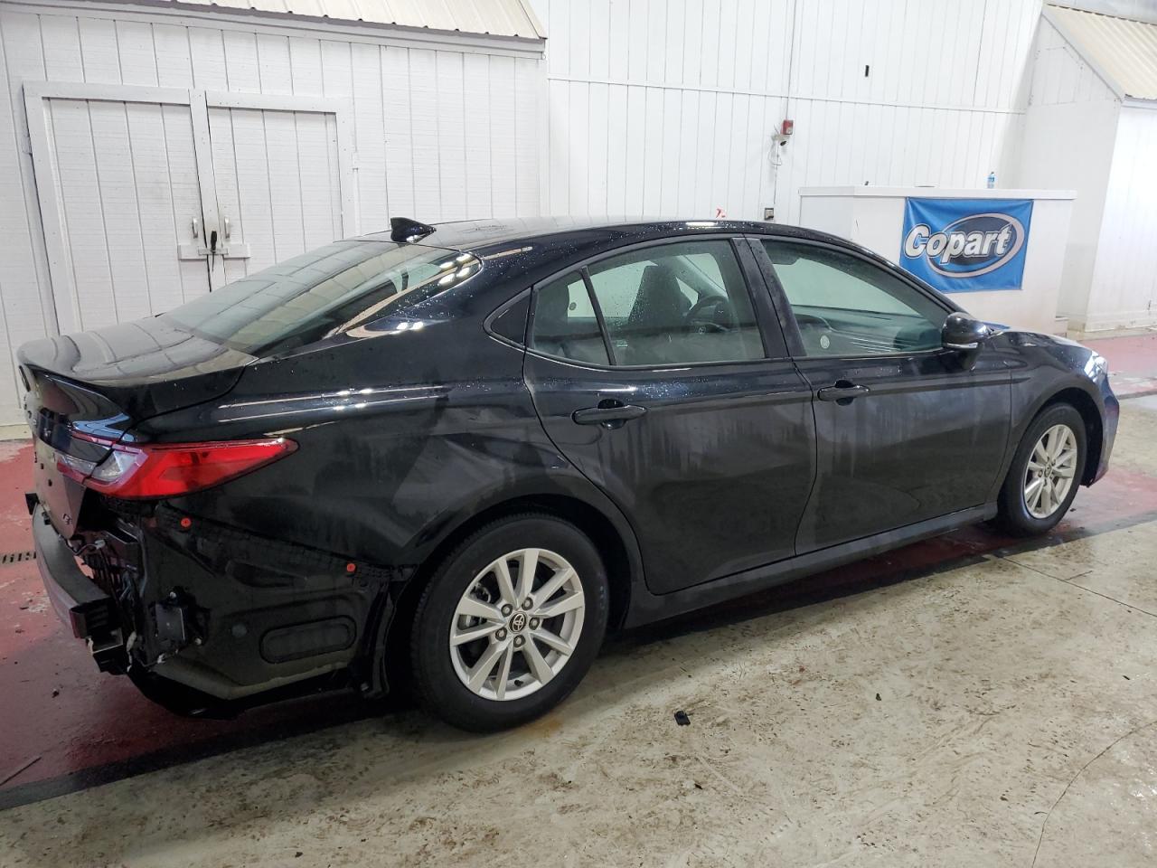 2025 TOYOTA CAMRY XSE - Image 3