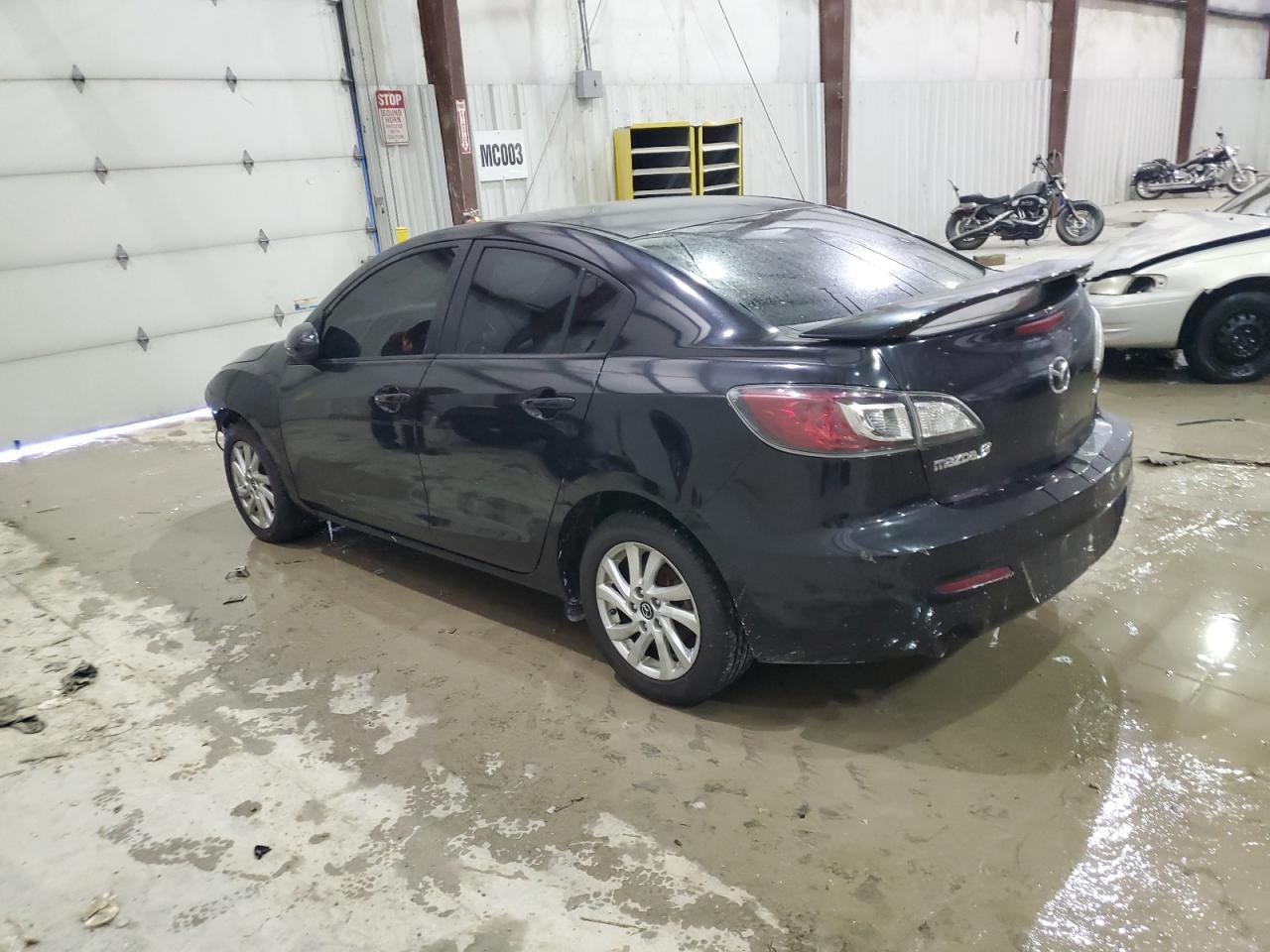 2013 MAZDA 3 I - Фото 2