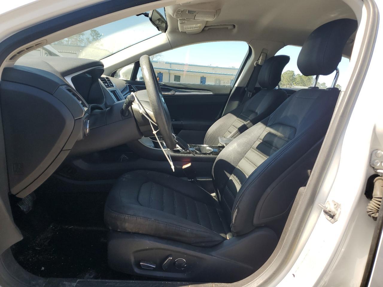 2014 FORD FUSION SE - Image 7