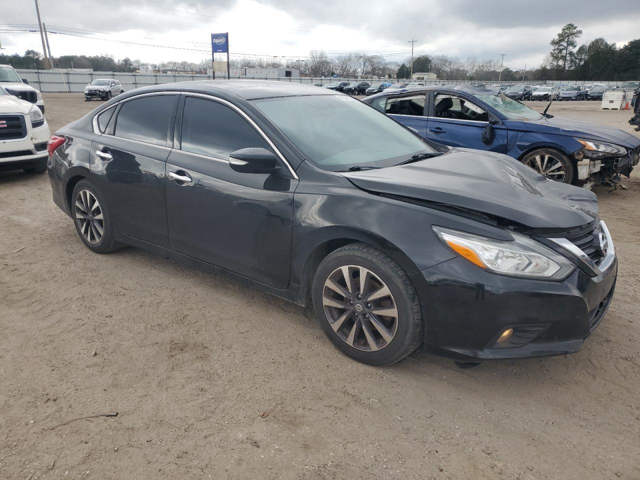 2017 NISSAN ALTIMA 2.5 - Image 4