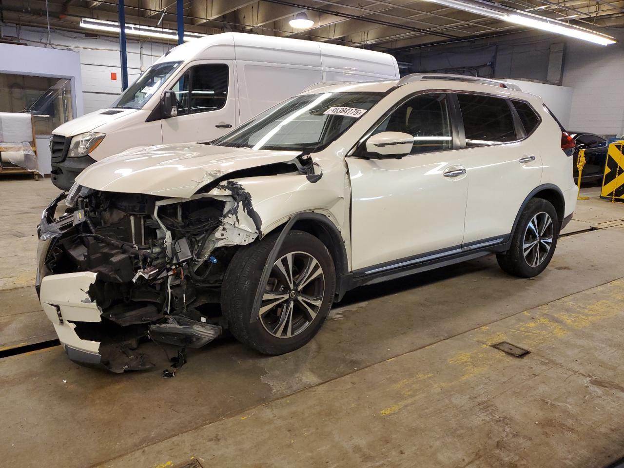 2018 NISSAN ROGUE S