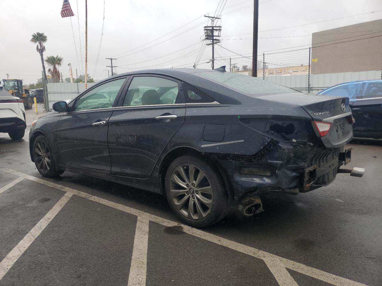 2013 HYUNDAI SONATA SE - Фото 2