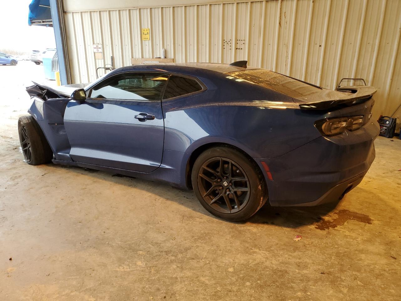 2019 CHEVROLET CAMARO LS - Фото 2