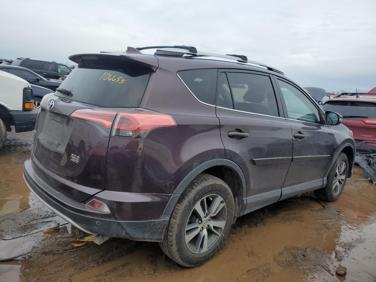 2016 TOYOTA RAV4 XLE - Image 3