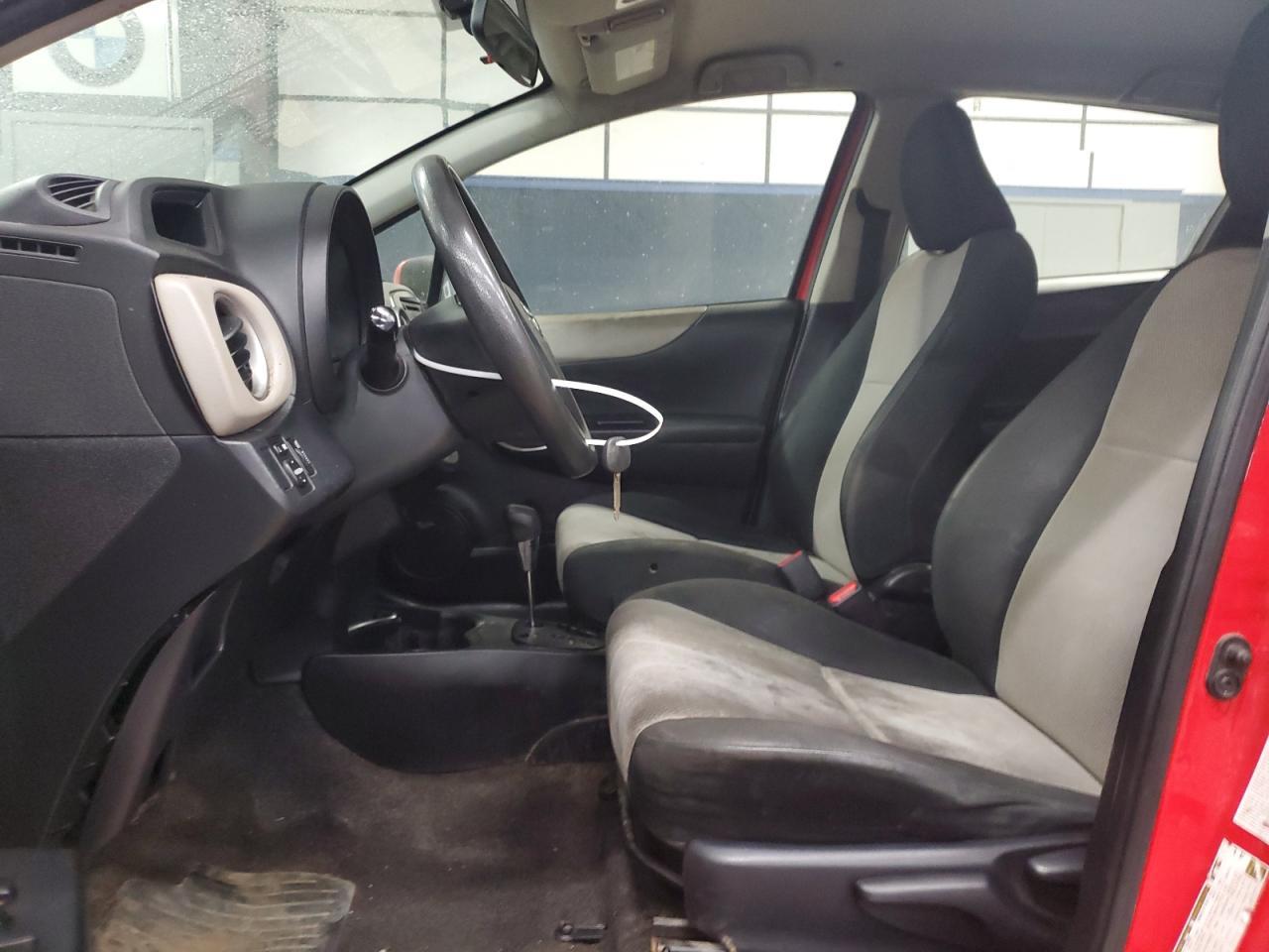 2014 TOYOTA YARIS - Фото 7