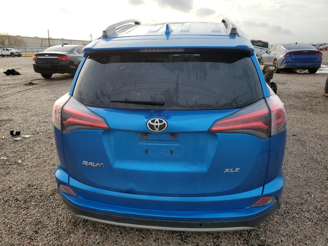2018 TOYOTA RAV4 ADVEN - Image 6