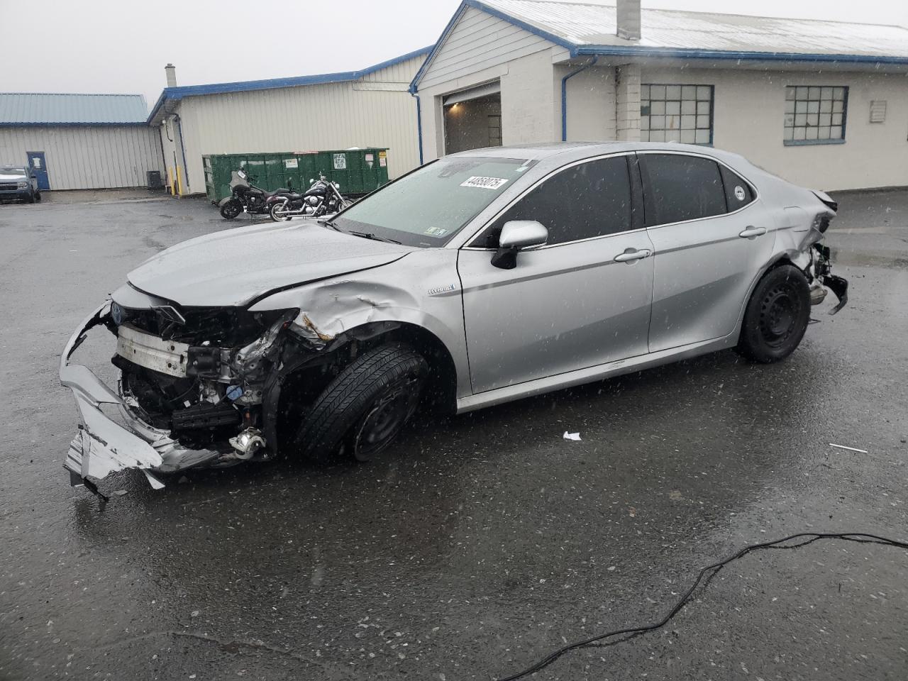 2019 TOYOTA CAMRY LE