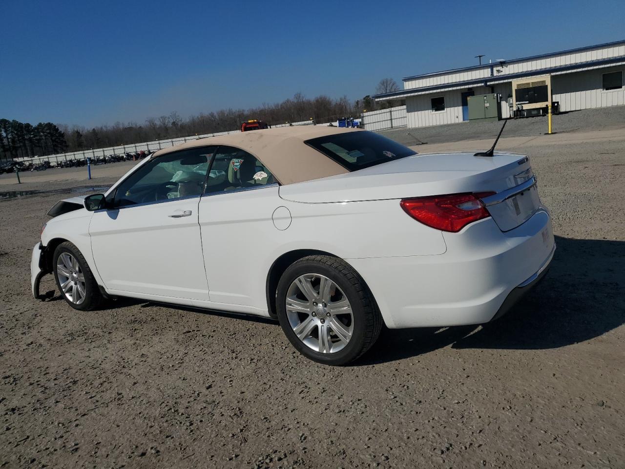 2012 CHRYSLER 200 TOURIN - Image 2