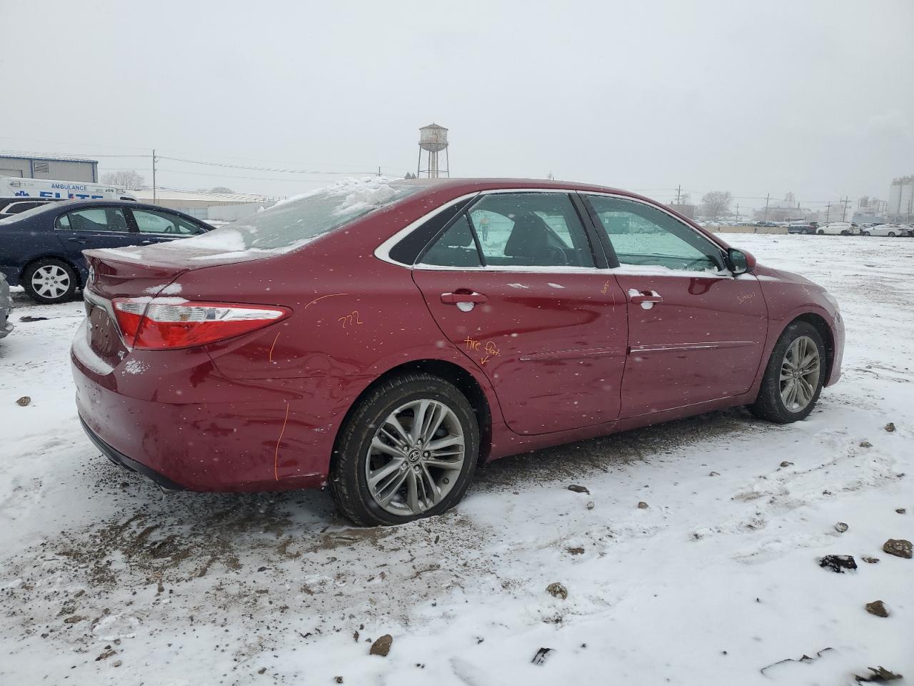 2016 TOYOTA CAMRY LE - Фото 3