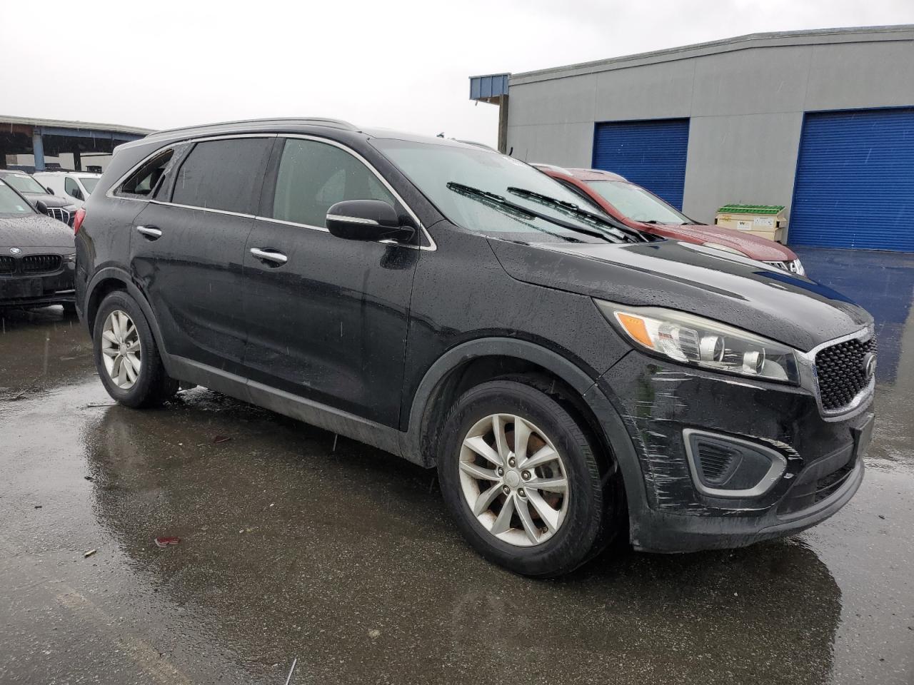 2016 KIA SORENTO LX - Image 4