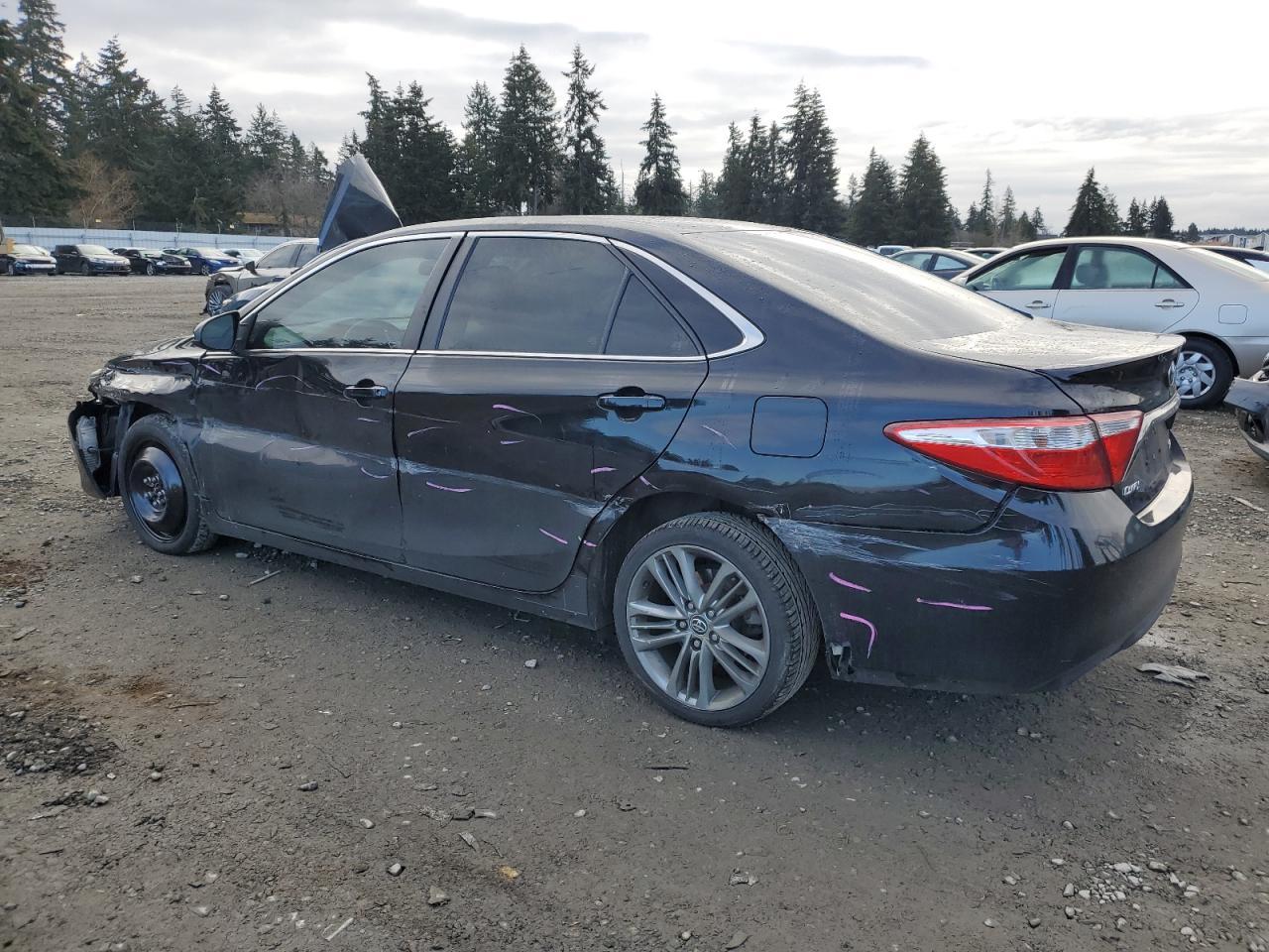 2015 TOYOTA CAMRY LE - Image 2