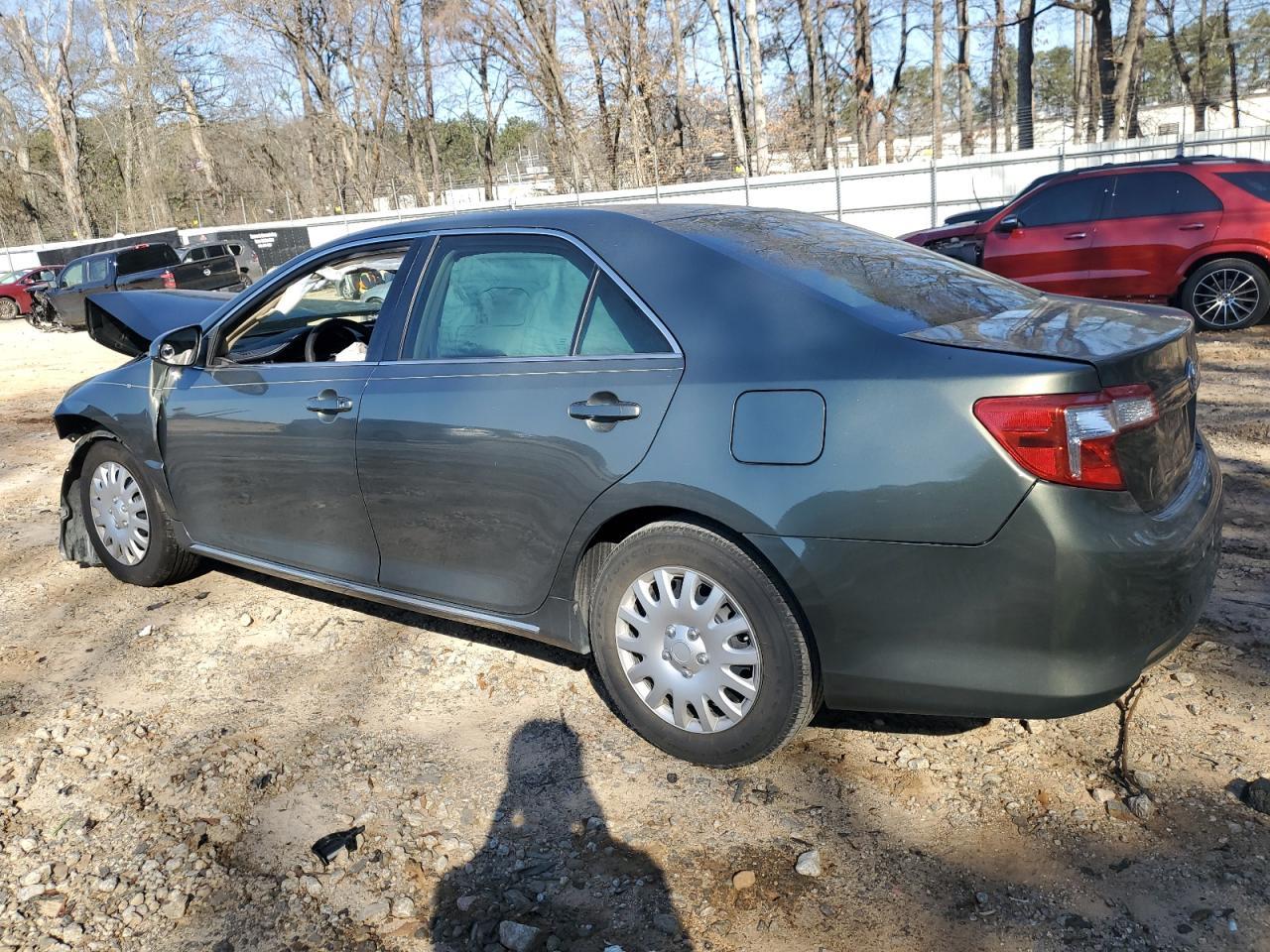 2014 TOYOTA CAMRY L - Image 2