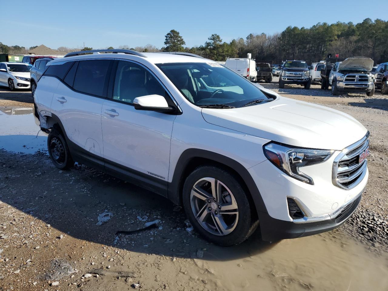 2021 GMC TERRAIN SL - Image 4