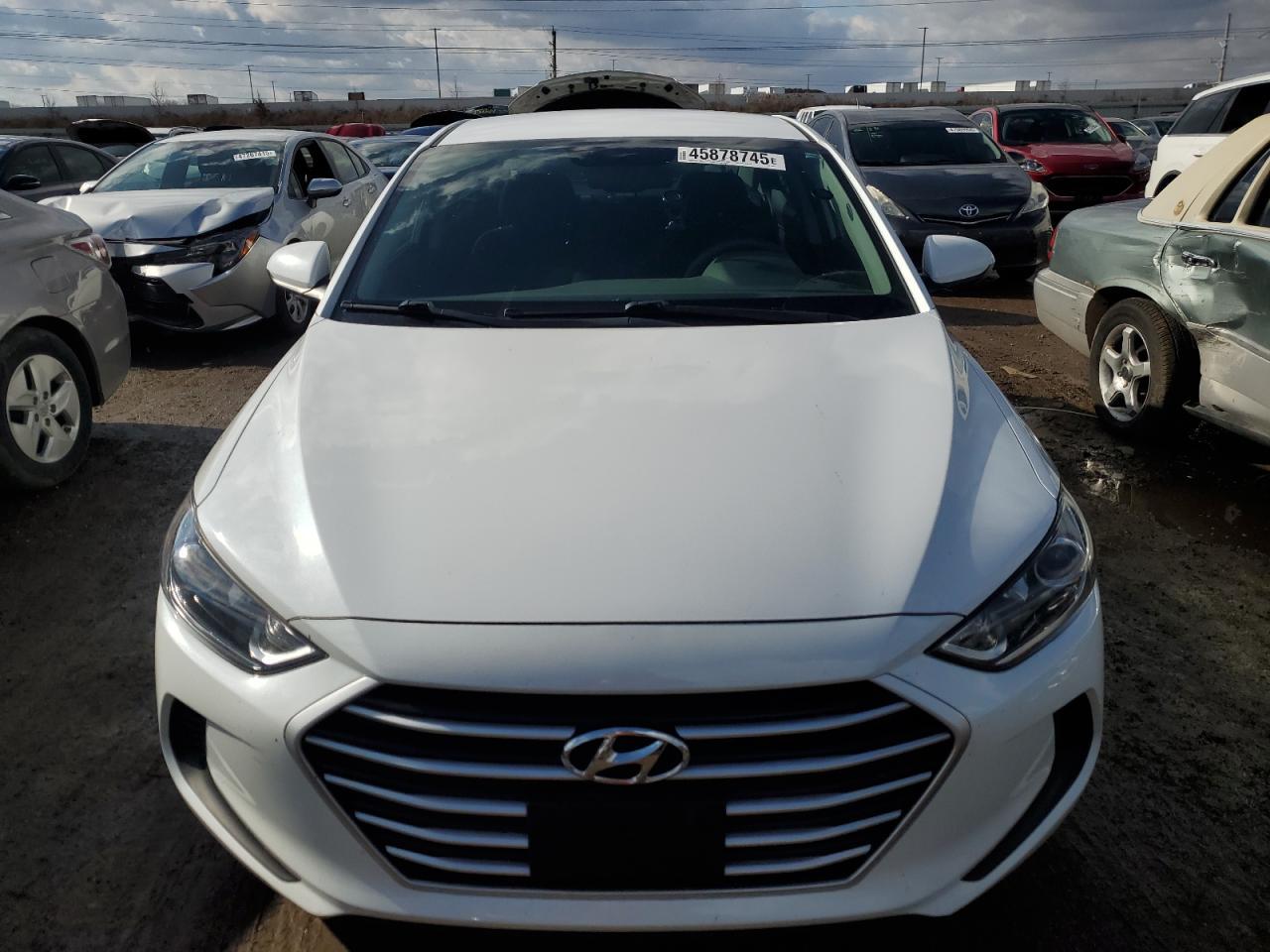 2018 HYUNDAI ELANTRA SE - Image 5