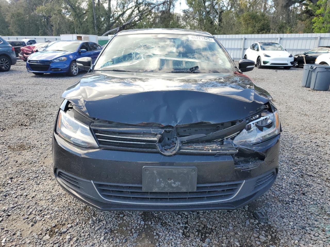 2014 VOLKSWAGEN JETTA SE - Image 5