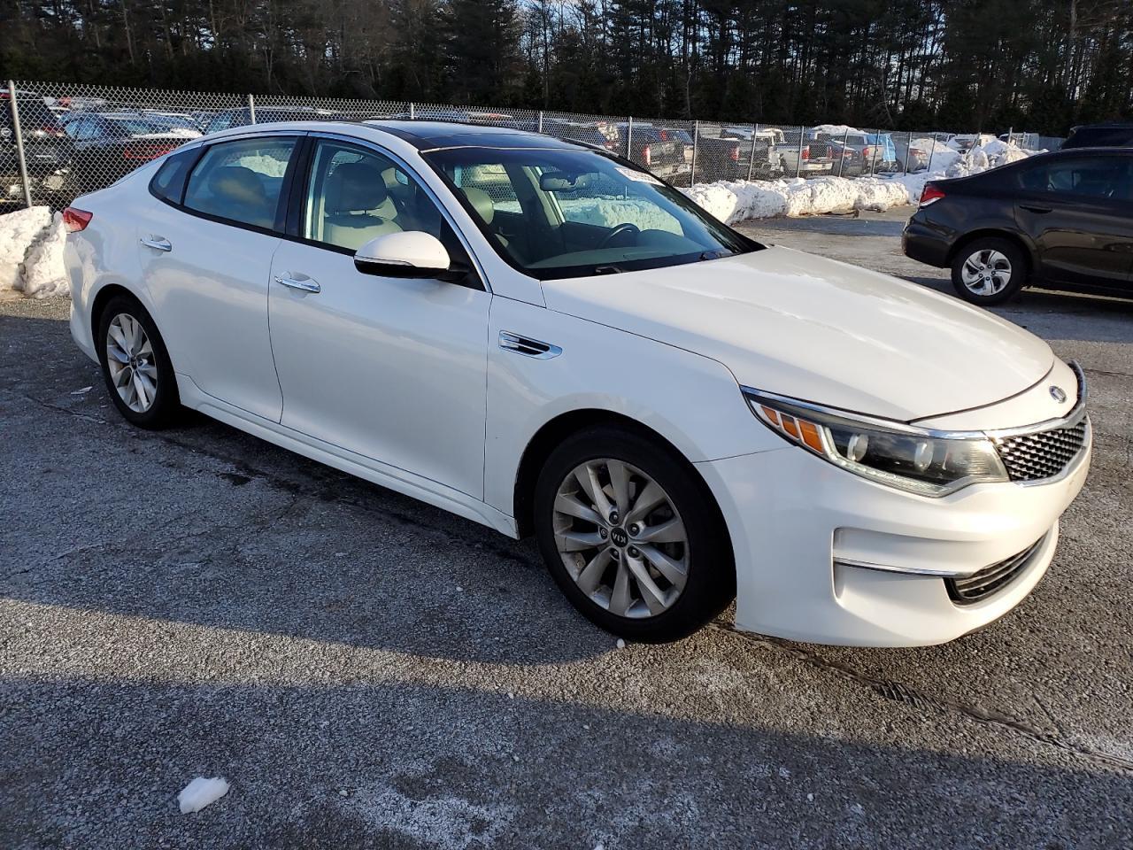 2016 KIA OPTIMA EX - Image 4