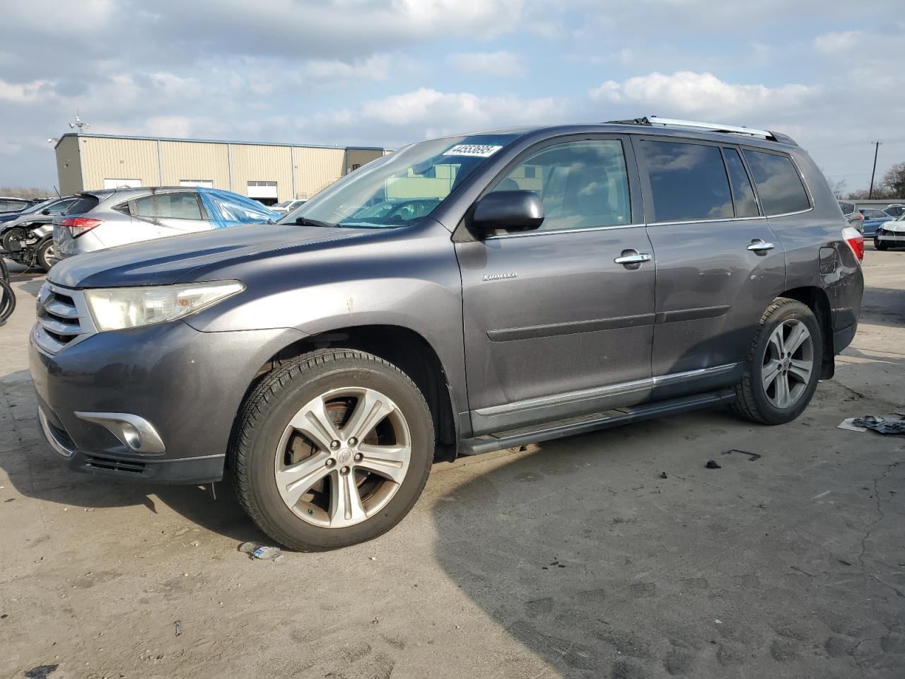2012 TOYOTA HIGHLANDER