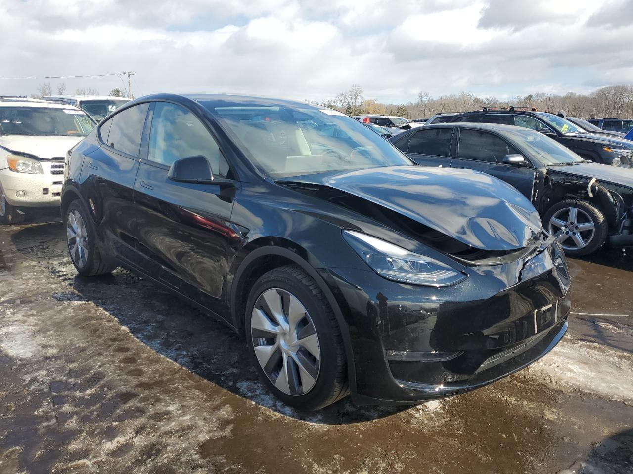 2024 TESLA MODEL Y - Image 4