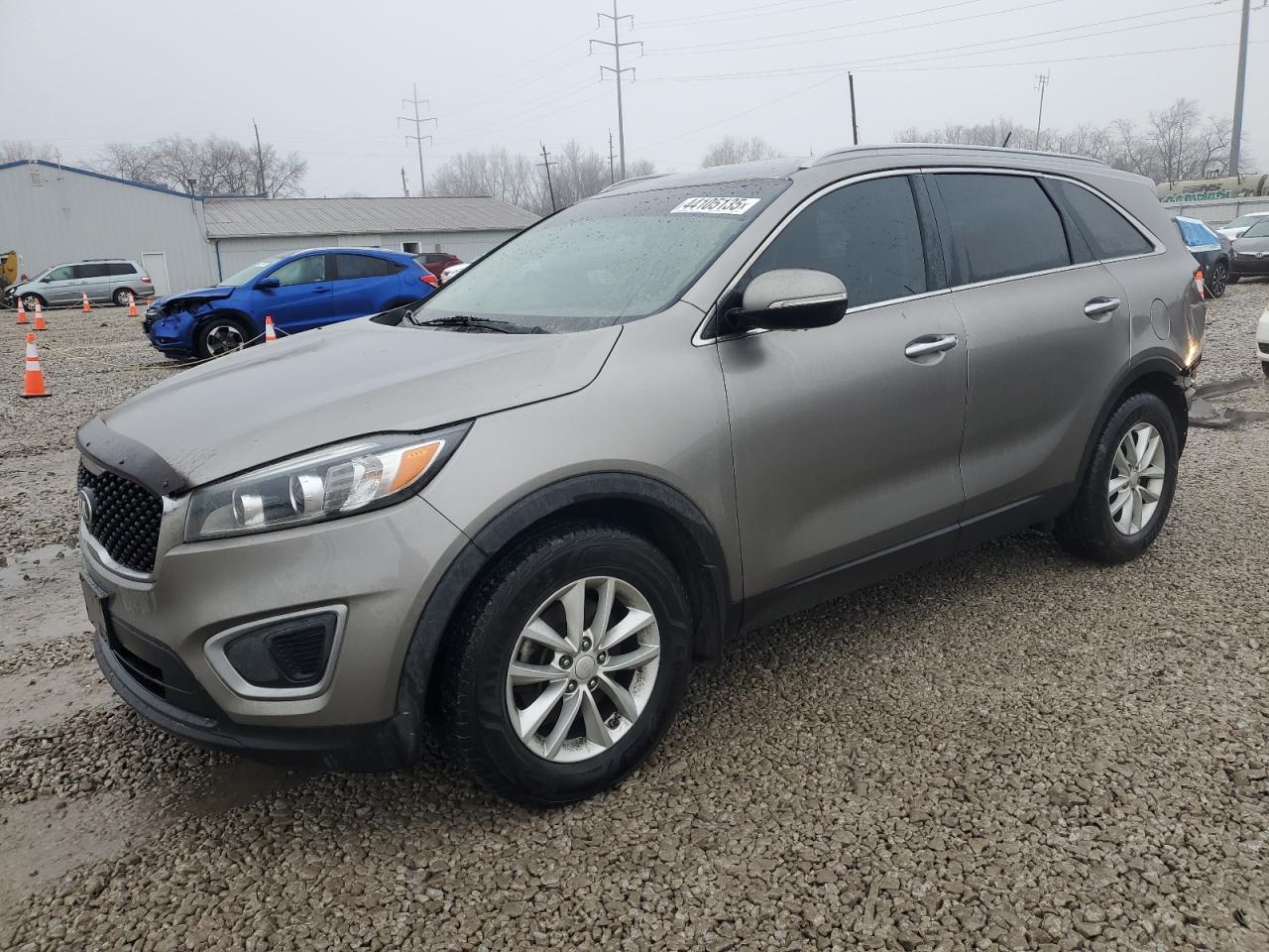 2017 KIA SORENTO LX