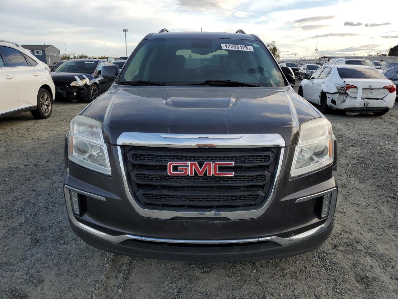 2016 GMC TERRAIN SL - Image 5