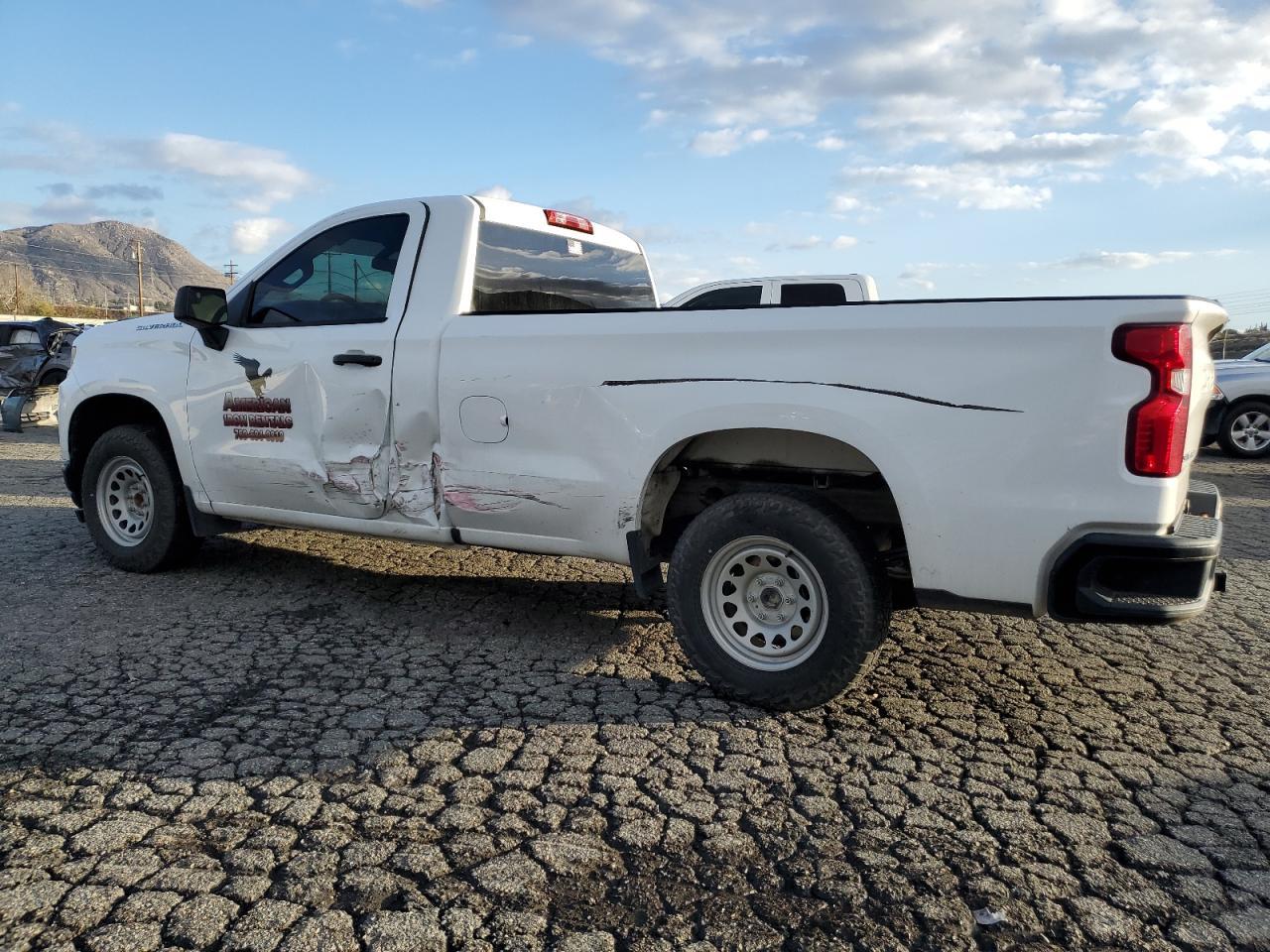 2019 CHEVROLET SILVERADO - Image 2