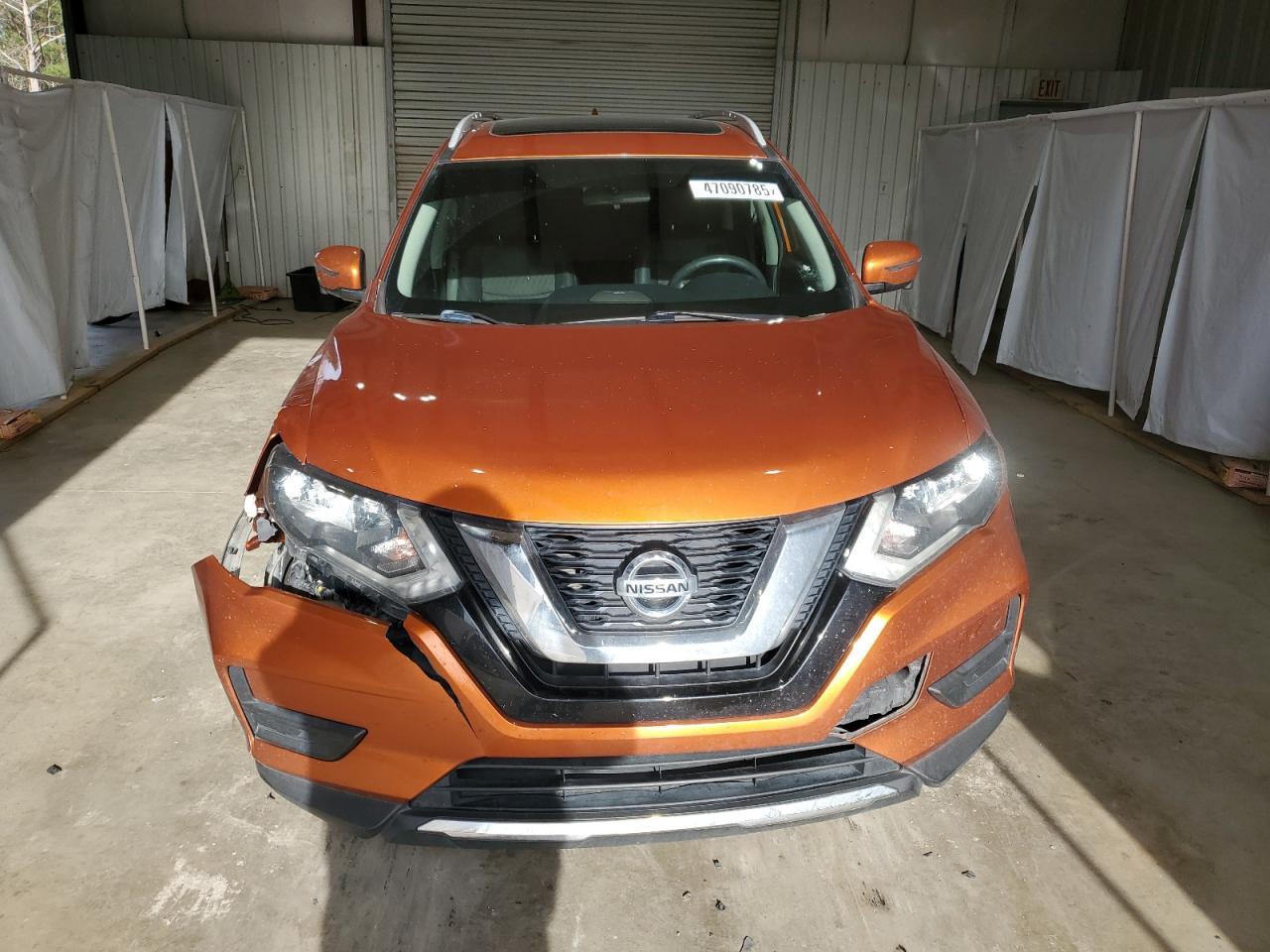 2017 NISSAN ROGUE S - Image 5