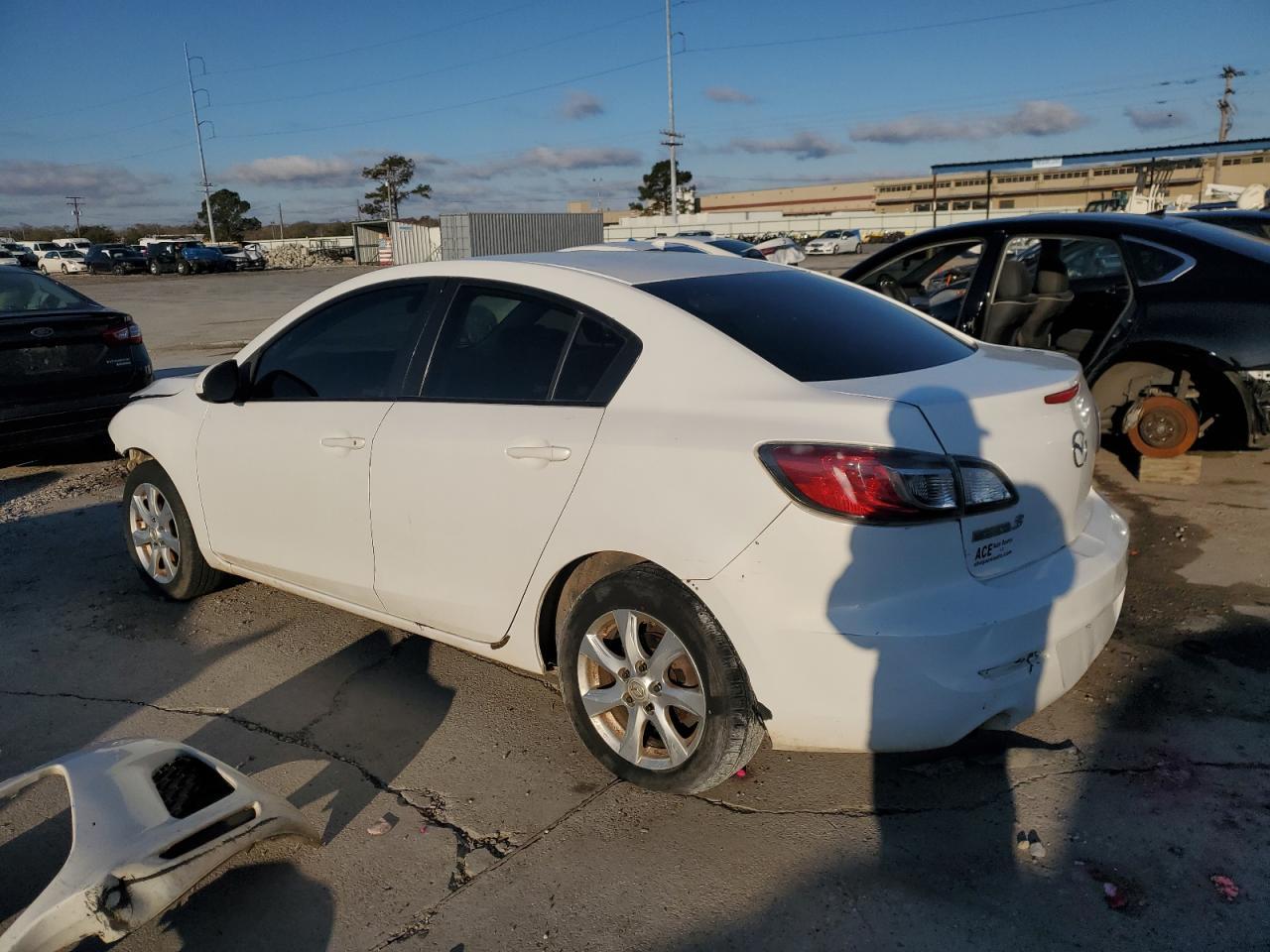 2013 MAZDA 3 I - Фото 2